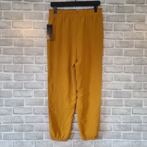 NYCC Womens Mustard Yellow Pull On Joggers Relaxed Casual
Size 3X NWT - Picture 2 of 4